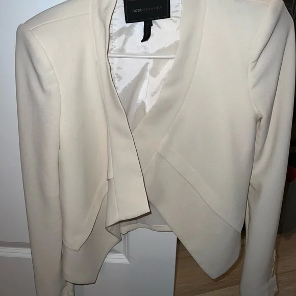 Bcbg white blazer - Picture 3 of 4